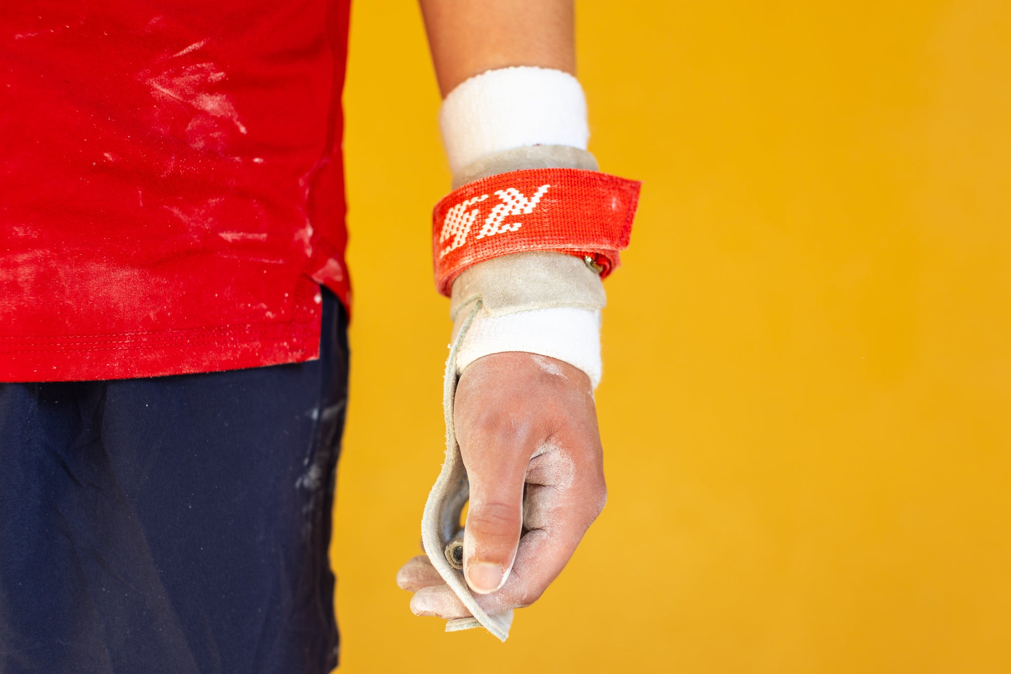 Reisport® Men's High Bar Grips - Hook/Loop on hand