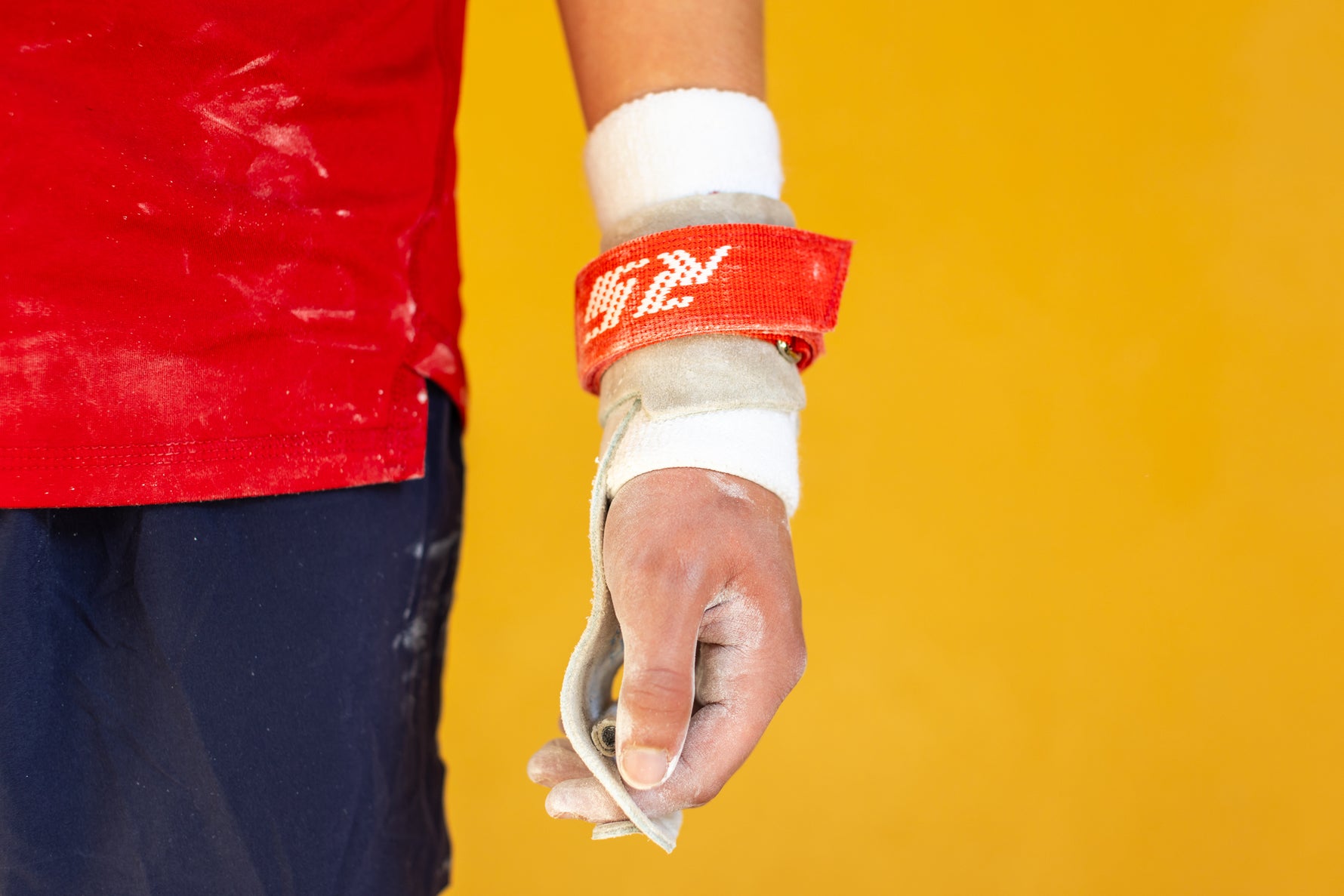 Reisport® Men's High Bar Grips - Hook/Loop on hand